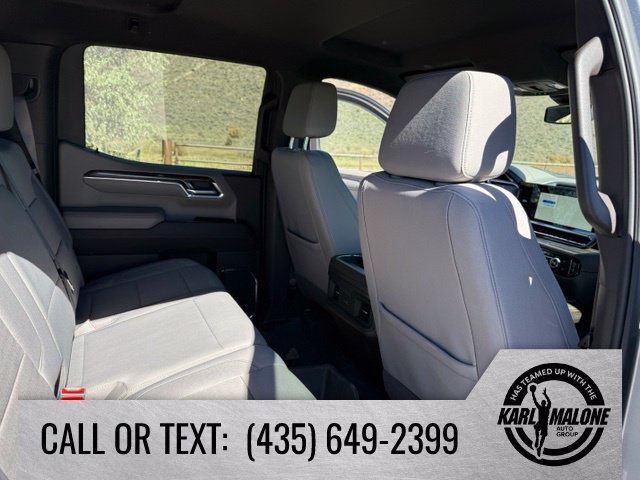 Used 2024 Chevrolet Silverado 1500 LT Trail Boss w/ Convenience Package II AWD/4WD image 32