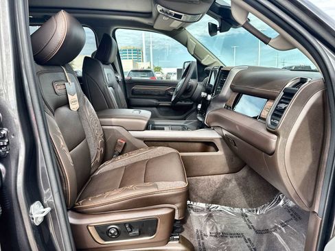 Used 2026 RAM 1500 Limited AWD/4WD image 9