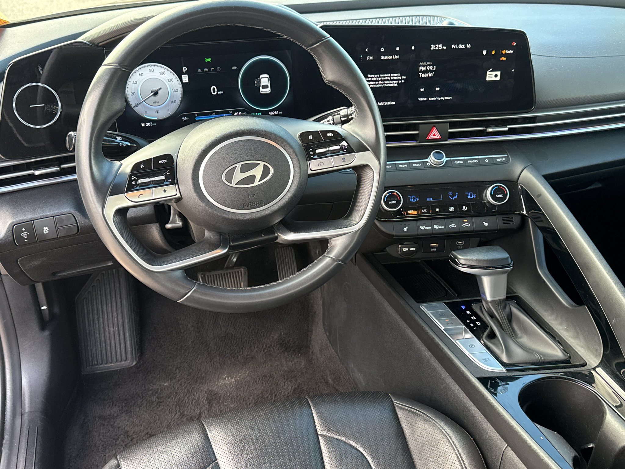 Used 2024 Hyundai Elantra Limited FWD image 12