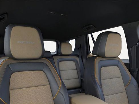 New 2026 Chevrolet Equinox ACTIV w/ Convenience Package III image 24