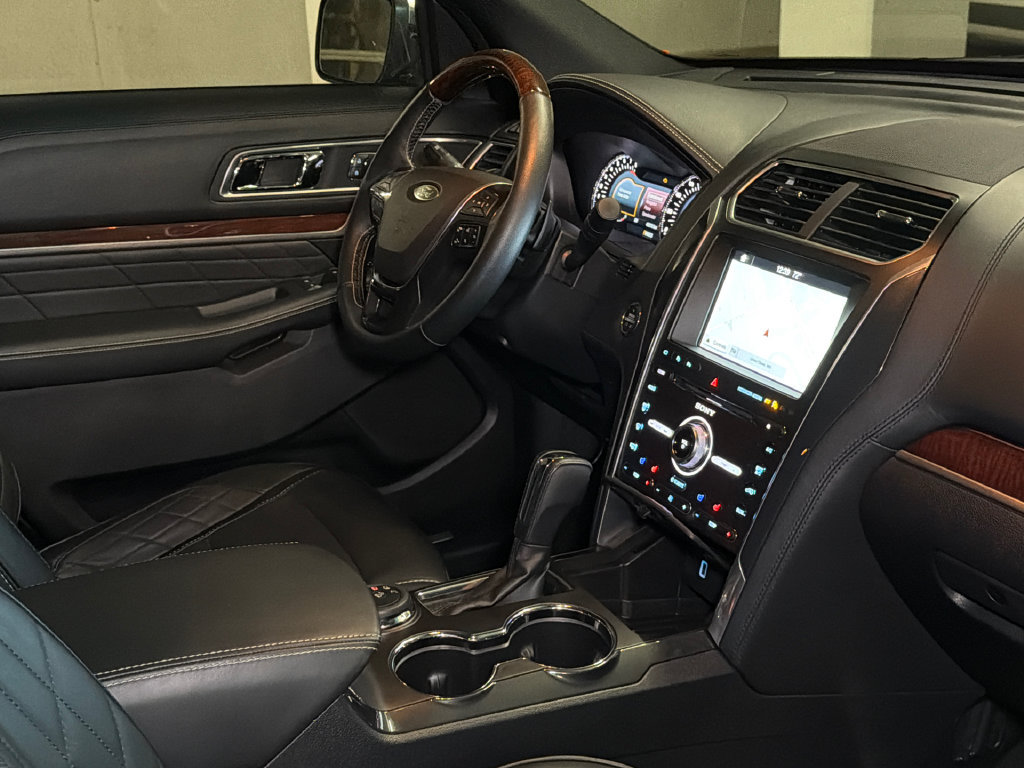 Used 2017 Ford Explorer Platinum AWD/4WD image 15
