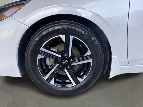 Used 2024 Nissan Sentra SV w/ All-Weather Package FWD image 9