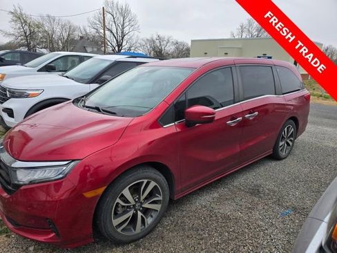 Used 2022 Honda Odyssey Touring image 1
