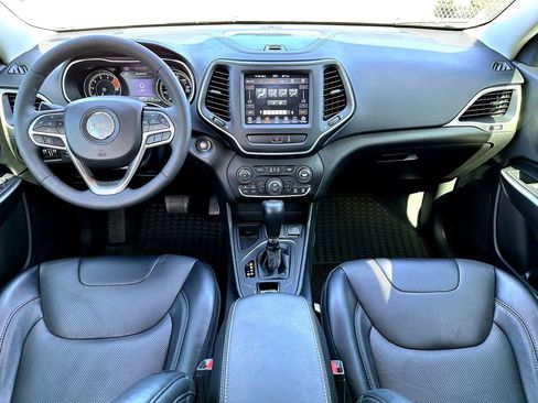 Used 2022 Jeep Cherokee Latitude Lux image 25