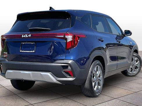 Used 2026 Kia Seltos LX FWD image 12