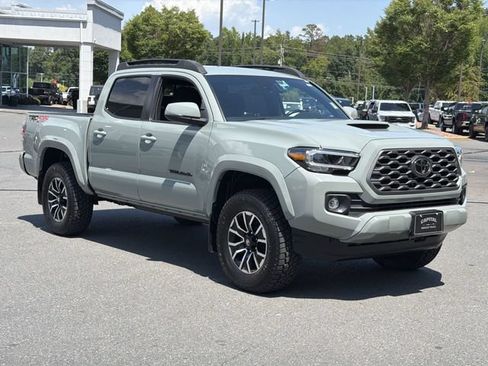 Used 2023 Toyota Tacoma TRD Sport AWD/4WD image 15