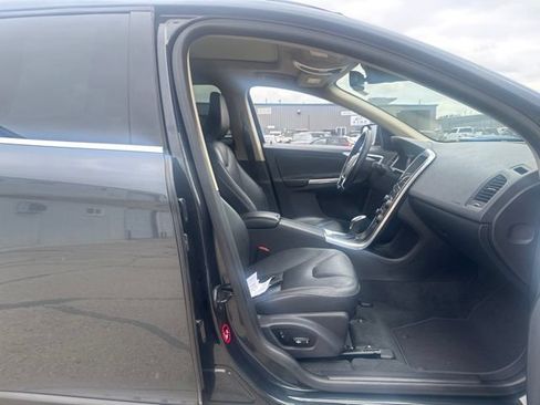 Used 2013 Volvo XC60 3.2 AWD/4WD image 17