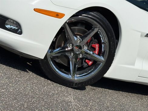 Used 2013 Chevrolet Corvette Coupe w/ 3LT Preferred Equipment Group RWD image 9