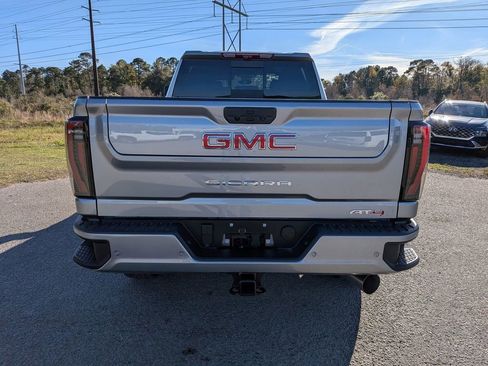 New 2026 GMC Sierra 2500 Denali w/ Denali Reserve Package image 5