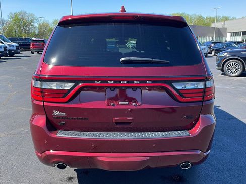 Used 2018 Dodge Durango R/T w/ Blacktop Package AWD/4WD image 4