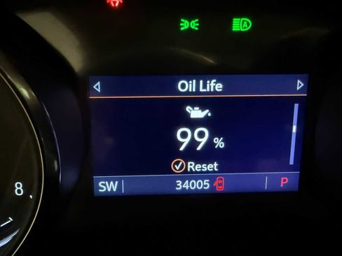 Used 2023 Buick Encore GX Select w/ Experience Buick Package FWD image 37