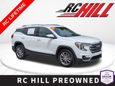 Used 2023 GMC Terrain SLT FWD image 1