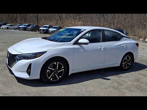 Used 2024 Nissan Sentra SV w/ All-Weather Package image 4