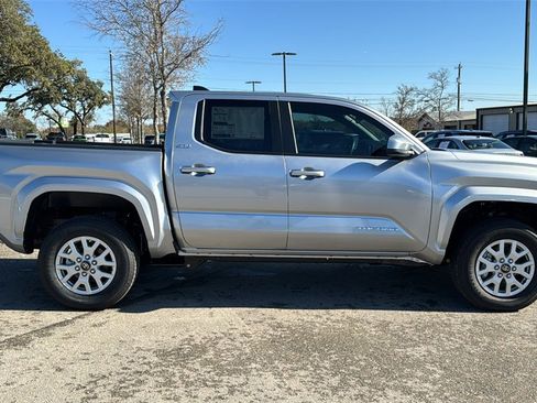 New 2026 Toyota Tacoma SR5 image 10