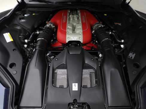 Certified 2022 Ferrari 812 GTS image 23