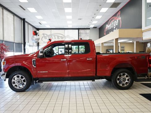 Used 2020 Ford F250 Lariat w/ Lariat Ultimate Package AWD/4WD image 3