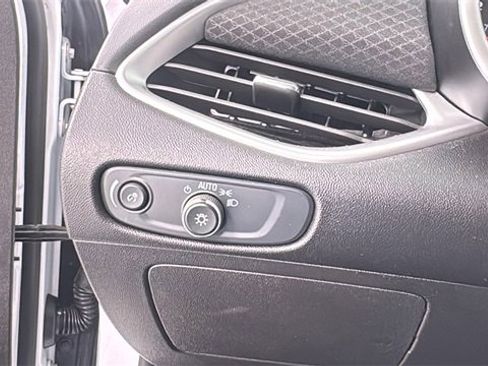 Used 2024 Chevrolet Malibu LT image 29