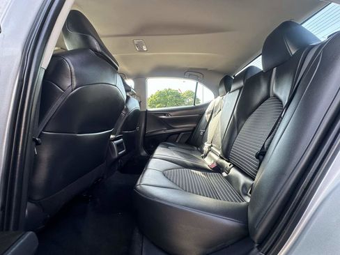 Used 2021 Toyota Camry SE FWD image 38