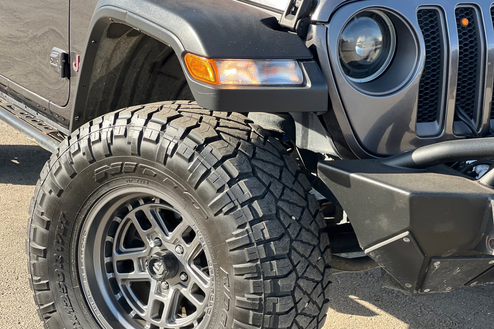 Used 2018 Jeep Wrangler Unlimited Rubicon AWD/4WD image 31