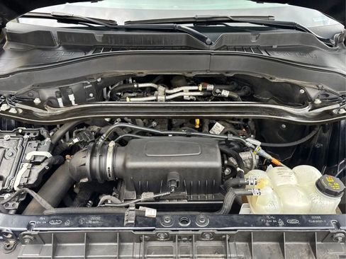 Used 2021 Ford Explorer Limited AWD/4WD image 29