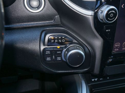 Used 2019 RAM 1500 Big Horn image 33