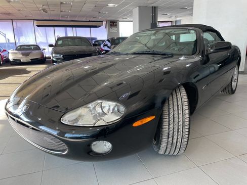 Used 2002 Jaguar XK8 XK8 2dr Convertible image 3