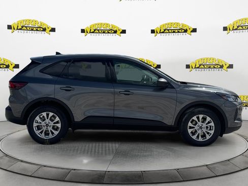 New 2026 Ford Escape Active image 7