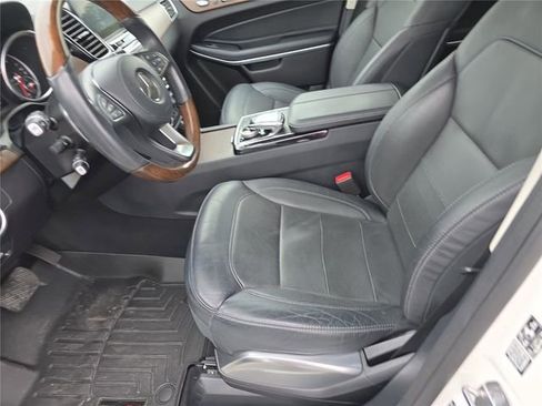 Used 2019 Mercedes-Benz GLS 550 4MATIC image 23