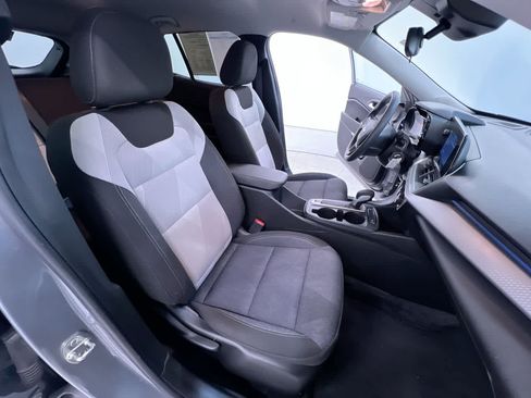 Used 2024 Chevrolet Trax LS w/ LS Convenience Package FWD image 35