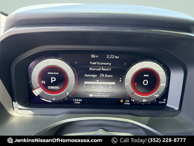 Certified 2025 Nissan Rogue SL FWD image 50