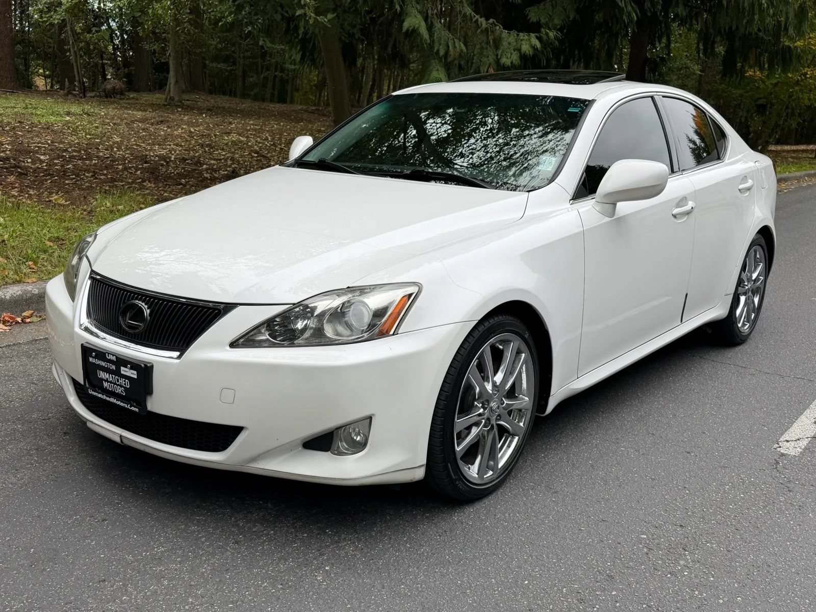 Used 2007 Lexus IS 250 w/ Premium Pkg RWD image 1