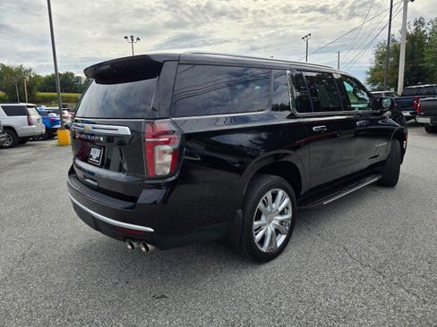Used 2021 Chevrolet Suburban High Country image 10