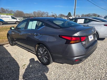 Used 2024 Nissan Altima 2.5 SV