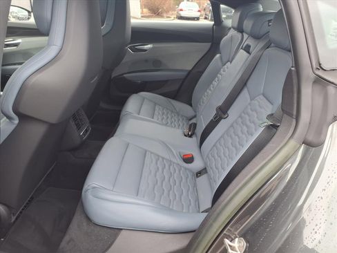 Used 2024 Audi RS e-tron GT image 21