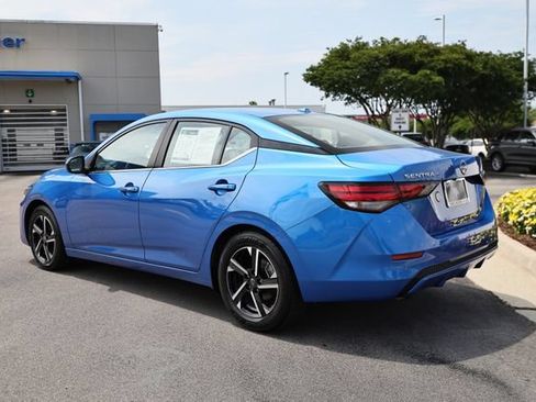 Used 2025 Nissan Sentra SV FWD image 7