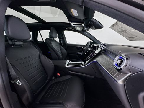 New 2026 Mercedes-Benz GLC 300 image 31