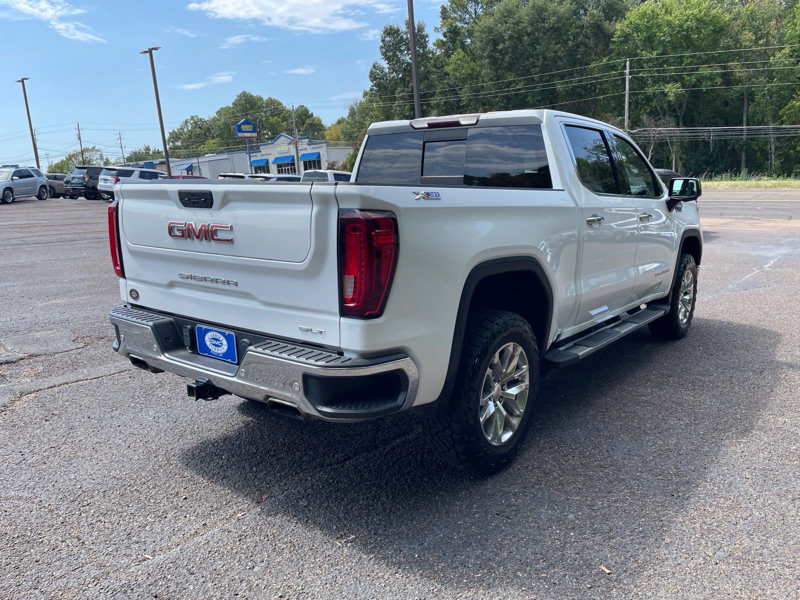 Used 2021 GMC Sierra 1500 SLT AWD/4WD image 6