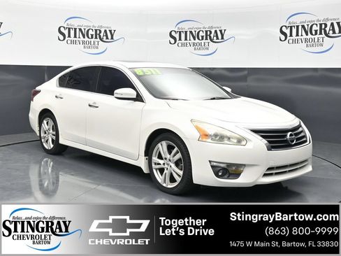 Used 2014 Nissan Altima 3.5 SL FWD image 1