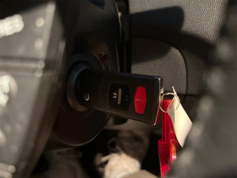 Used 2012 MAZDA MAZDA3 i Touring image 31