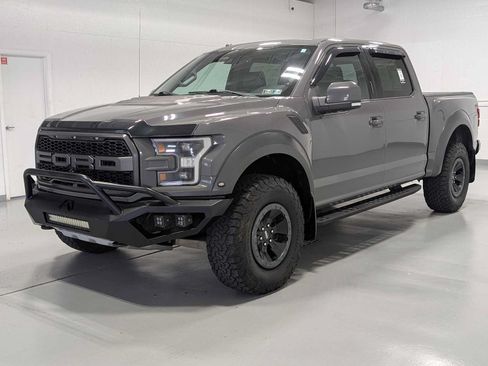 Used 2018 Ford F150 Raptor w/ Equipment Group 802A Luxury AWD/4WD image 1