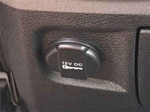 Used 2017 RAM 1500 Express image 22