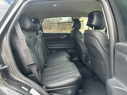 Used 2024 Genesis GV80 2.5T image 9