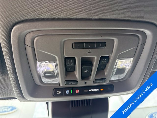 Used 2023 GMC Sierra 1500 Denali w/ Technology Package AWD/4WD image 17