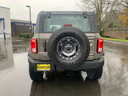 New 2025 Ford Bronco Base w/ Sasquatch Package image 4