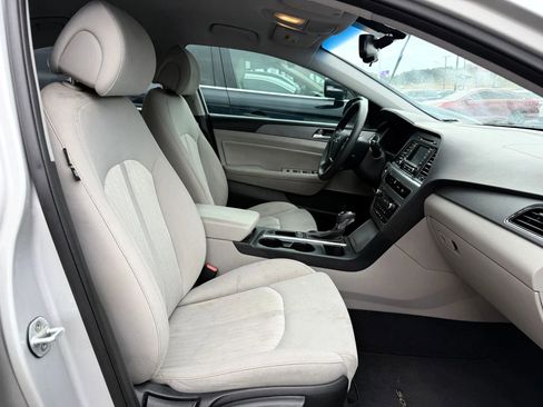 Used 2016 Hyundai Sonata SE image 13