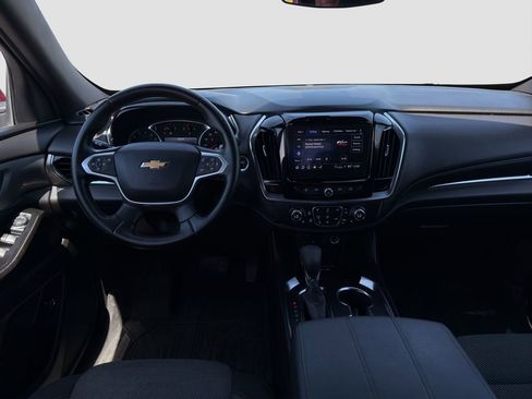 Used 2023 Chevrolet Traverse LT FWD image 14