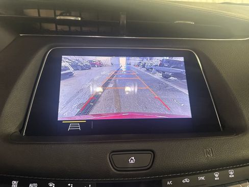 Used 2019 Cadillac XT4 Premium Luxury AWD/4WD image 24