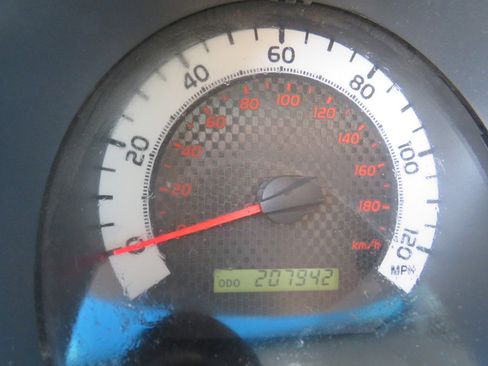 Used 2011 Toyota Tacoma PreRunner image 11