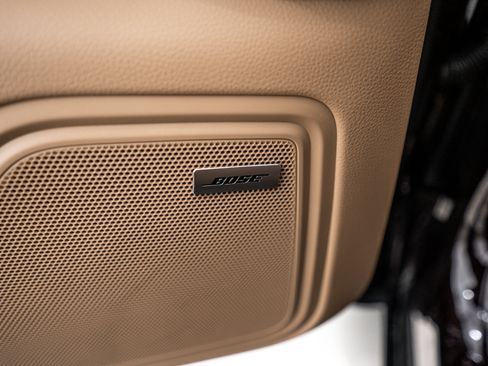 New 2026 Porsche Macan AWD/4WD image 19