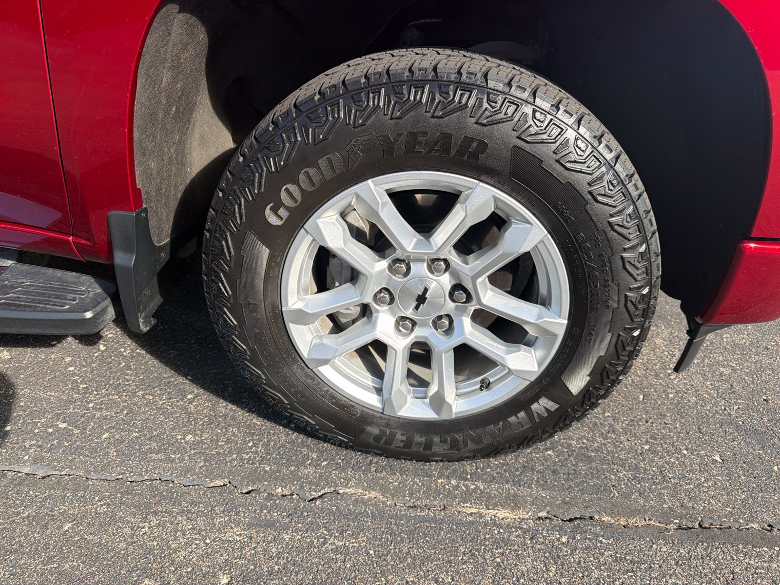Certified 2024 Chevrolet Silverado 1500 RST AWD/4WD image 29